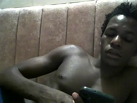 Snapshot of Bigras0011 chatting on 07-04-26, 01:12 Bigras0011 online show from 07-04-26, 01:12