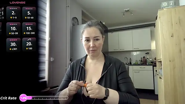 Snapshot of MilfGina chatting on 10-07-25, 07:49 MilfGina online show from 10-07-25, 07:49