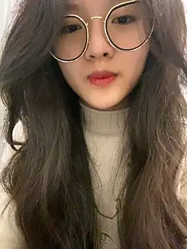 Krixxi22 online show from 12-13-24, 02:16