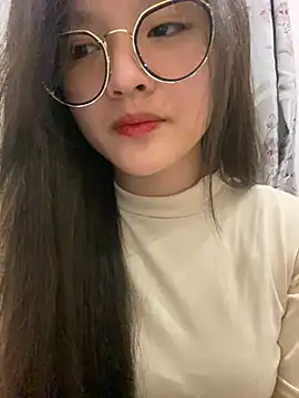 Krixxi22 online show from 12-14-24, 02:53