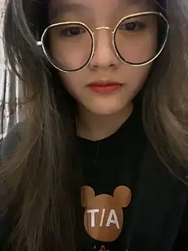 Krixxi22 online show from 12-28-24, 03:04