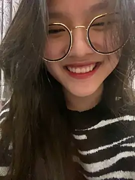 Krixxi22 online show from 02-20-25, 03:30