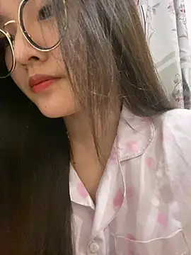 Krixxi22 online show from 03-07-25, 02:56