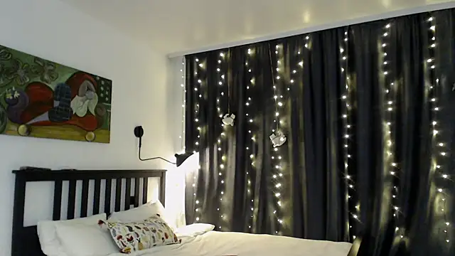 Snapshot of winter__sun chatting on 01-11-26, 04:34 winter sun online show from 01-11-26, 04:34