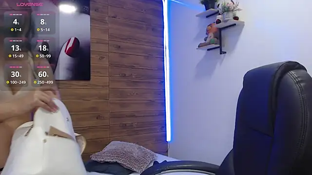 Ashlyeegray online show from 02-27-25, 10:26