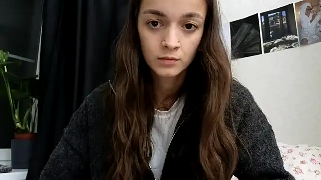 Snapshot of vse_horosho chatting on 11-17-25, 06:24 vse horosho online show from 11-17-25, 06:24