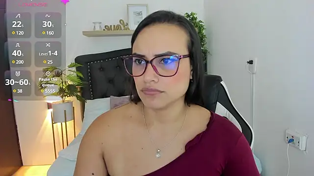 zoe danae  online show from 12-02-24, 12:18