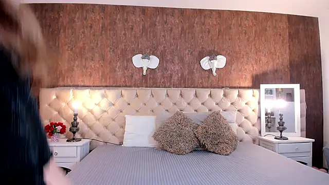 MeganLorensx online show from 05-18-26, 10:48