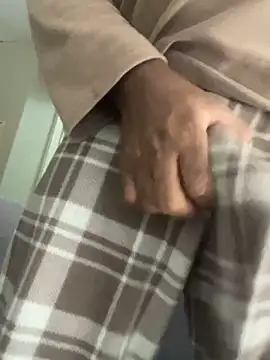 Snapshot of jaytee198610 chatting on 03-15-26, 10:21 jaytee198610 online show from 03-15-26, 10:21