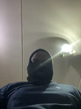 Snapshot of jaytee198610 chatting on 03-19-26, 07:51 jaytee198610 online show from 03-19-26, 07:51