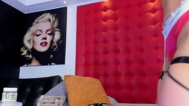 Daliana Beck online show from 05-06-26, 02:11