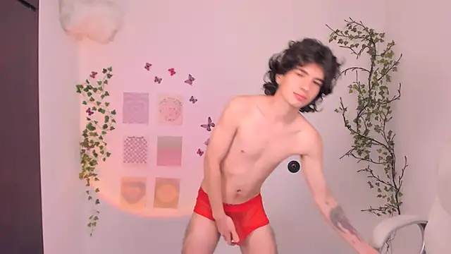 Snapshot of Angelo_duarte chatting on 10-02-25, 06:15 Angelo duarte online show from 10-02-25, 06:15