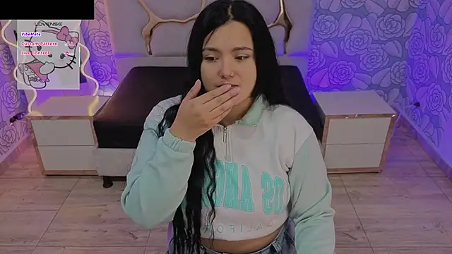 Mellani tay online show from 11-06-25, 03:18