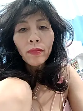 Snapshot of Hana_67 chatting on 02-04-25, 02:53 Hana 67 online show from 02-04-25, 02:53