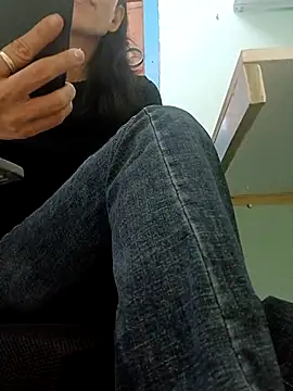 Snapshot of Hana_67 chatting on 03-09-25, 02:32 Hana 67 online show from 03-09-25, 02:32