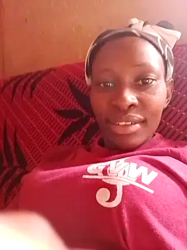 Snapshot of LOVELY-2BERRY chatting on 10-07-25, 06:21 LOVELY-2BERRY online show from 10-07-25, 06:21