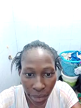 Snapshot of LOVELY-2BERRY chatting on 06-07-26, 09:57 LOVELY-2BERRY online show from 06-07-26, 09:57