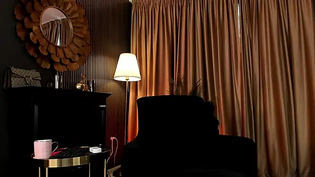 LovingBlondie online show from 06-07-26, 05:11