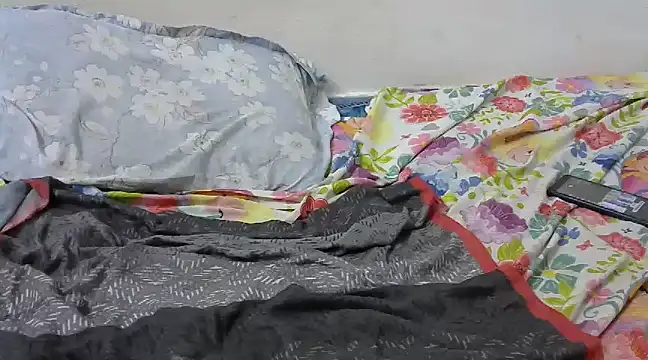 Creamy-Queen online show from 02-16-25, 08:33