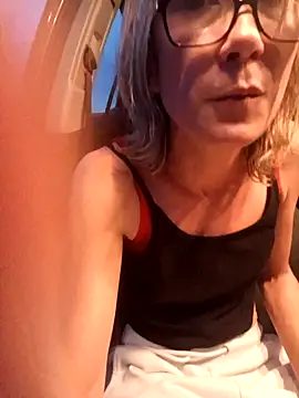 Timide girl2 online show from 12-04-24, 04:49