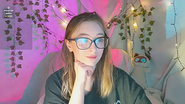 monlight  dana online show from 12-06-24, 11:54