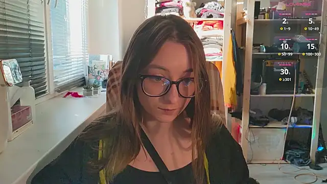 monlight  dana online show from 02-12-25, 01:48