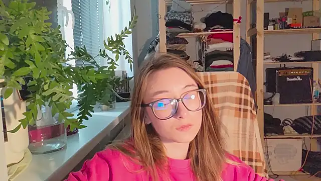 monlight  dana online show from 02-20-25, 01:08