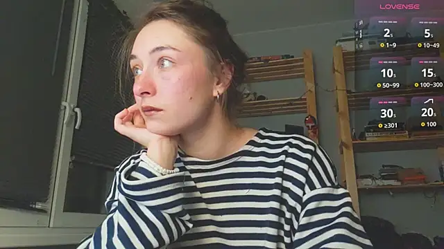 monlight  dana online show from 12-05-25, 03:41