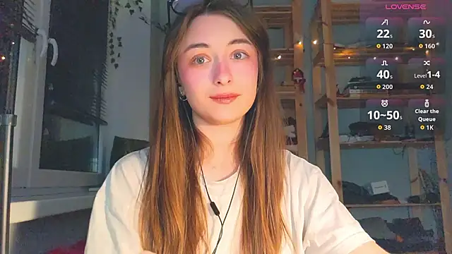 Snapshot of monlight__dana chatting on 03-15-26, 07:09 monlight dana online show from 03-15-26, 07:09