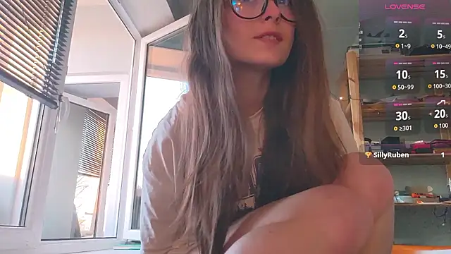 Snapshot of monlight__dana chatting on 03-21-26, 04:21 monlight dana online show from 03-21-26, 04:21