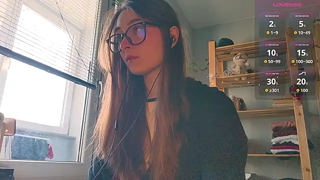 Snapshot of monlight__dana chatting on 03-27-26, 08:20 monlight dana online show from 03-27-26, 08:20