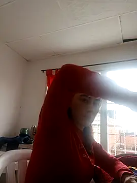 Snapshot of anita15love chatting on 10-10-25, 03:33 anita15love online show from 10-10-25, 03:33