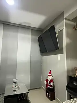LARIANA RIVERA23 online show from 12-12-24, 07:08