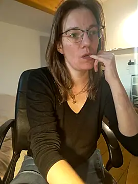 SpiceLea online show from 03-13-25, 05:18