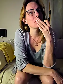 SpiceLea online show from 09-16-25, 10:22