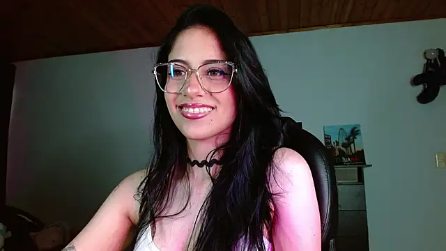 Ary Pieerce online show from 11-26-25, 10:55