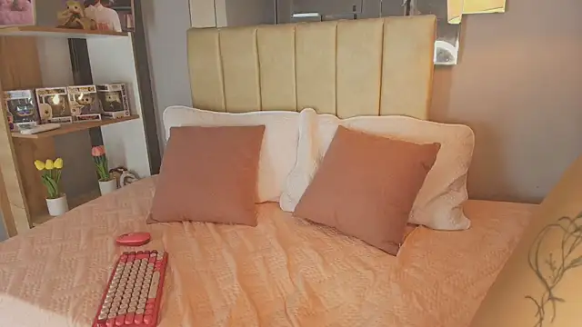 Angelbae- online show from 01-17-26, 11:52