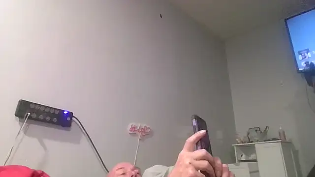 deepinnnnn online show from 11-08-25, 04:34