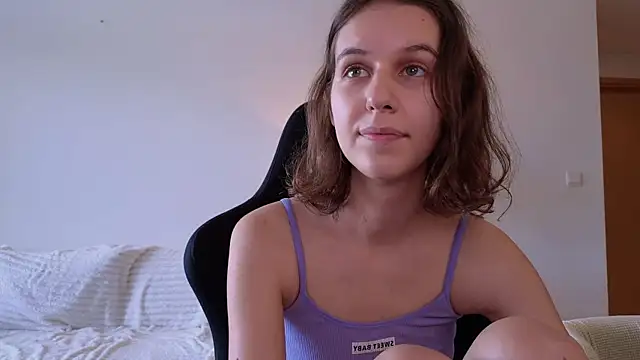 VanessaBayer2 online show from 01-05-25, 05:20