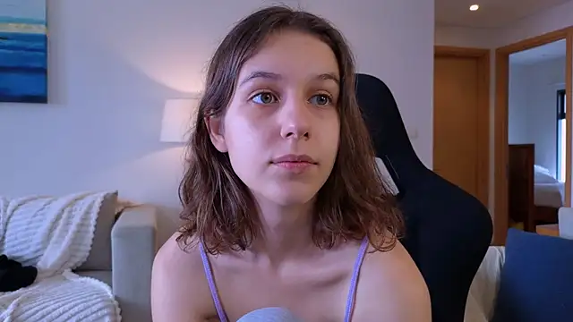 VanessaBayer2 online show from 01-27-25, 01:37