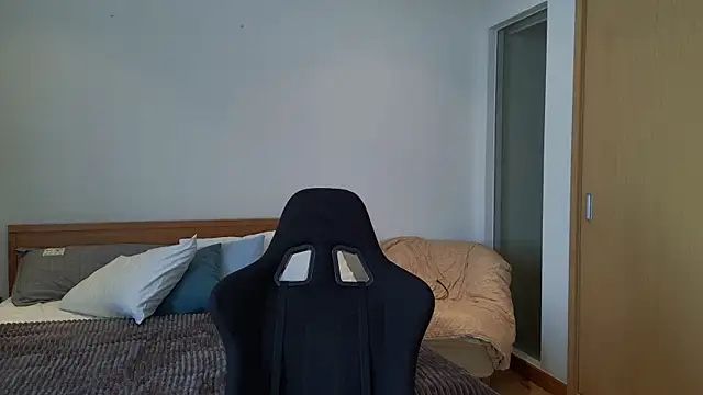 VanessaBayer2 online show from 03-08-25, 07:49