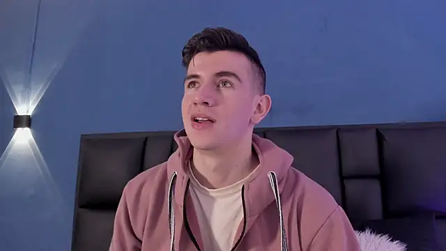 MikaelSlow online show from 10-03-25, 03:47