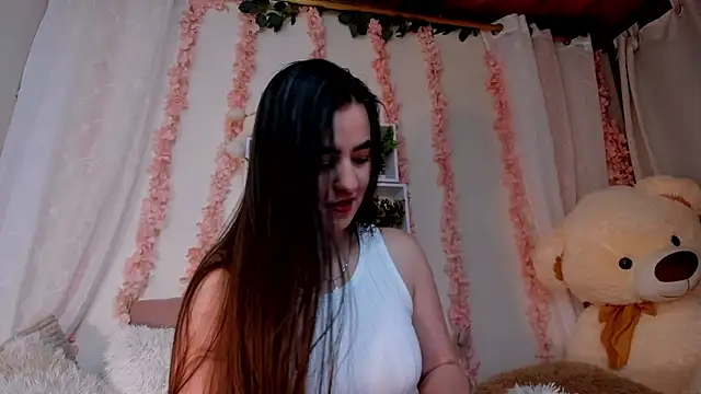 Idara and Edahi01 online show from 11-04-25, 04:00