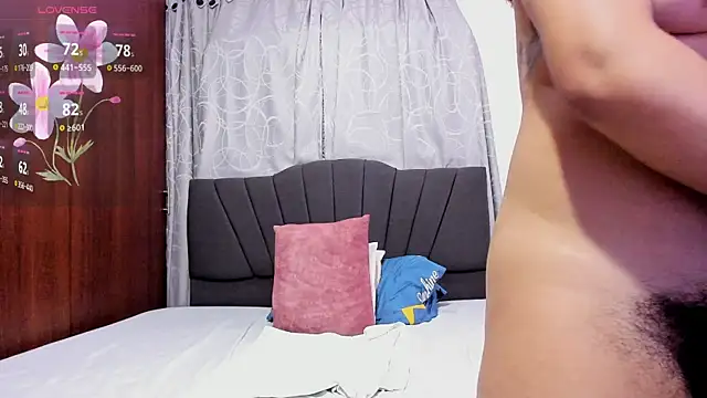 Snapshot of sharon_cambell_ chatting on 10-04-25, 09:02 sharon cambell online show from 10-04-25, 09:02