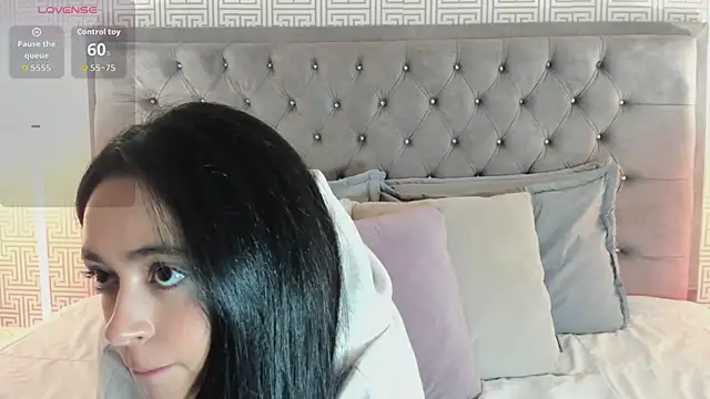 HannaClarrk  online show from 01-14-26, 02:12