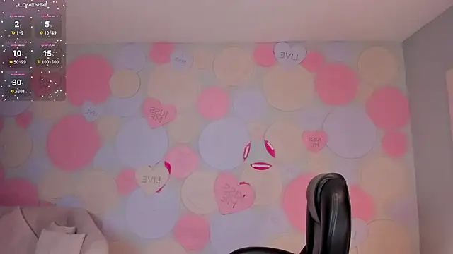 Snapshot of CarolineGraceX chatting on 12-07-24, 09:50 CarolineGraceX online show from 12-07-24, 09:50