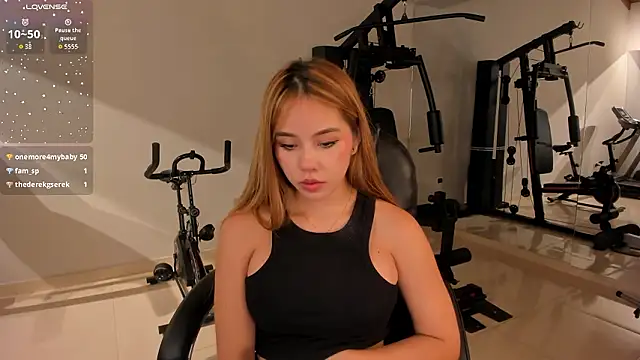 Snapshot of CarolineGraceX chatting on 02-17-26, 10:56 CarolineGraceX online show from 02-17-26, 10:56