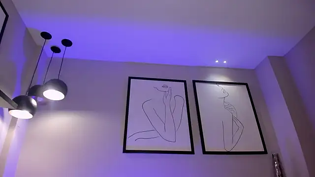 DonnaStonne online show from 12-21-24, 02:52