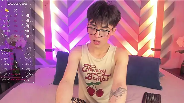 cherryy boy online show from 02-20-25, 10:26