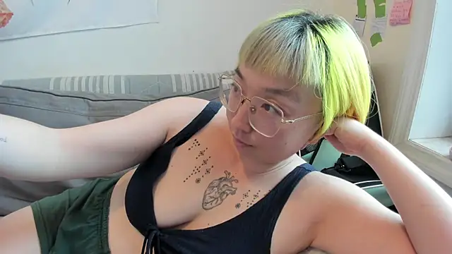 luxgray online show from 04-17-26, 06:55